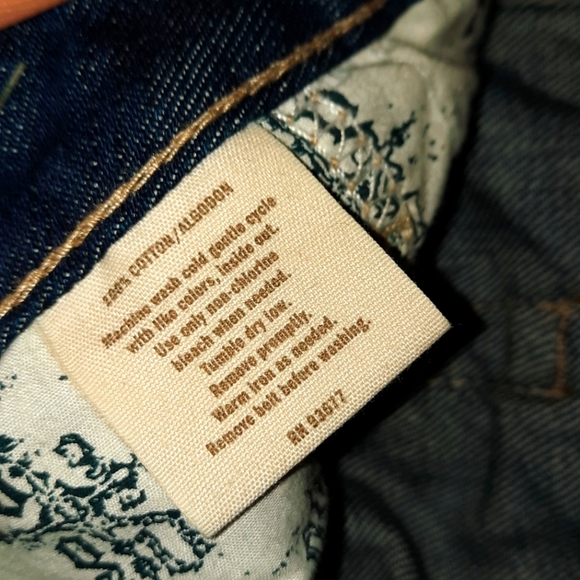 🌟3/50 Decree Short Jean Distressed Shorts - Picture 7 of 7